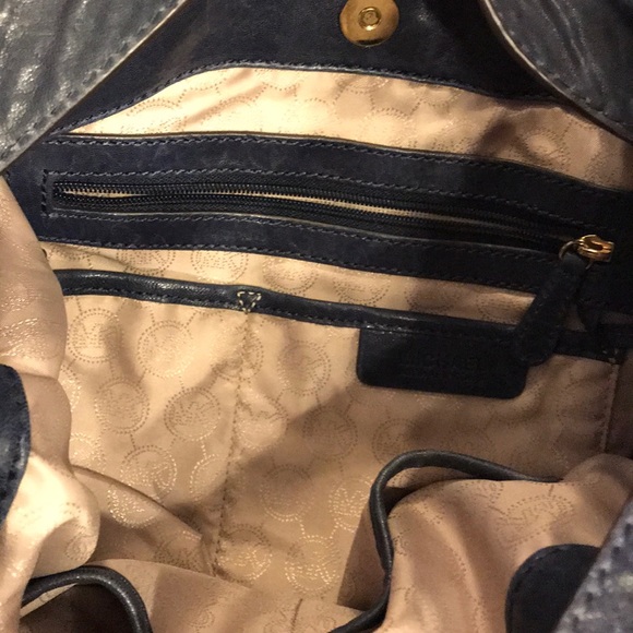 Michael Kors Uptown Astor Handbag - Picture 3 of 10